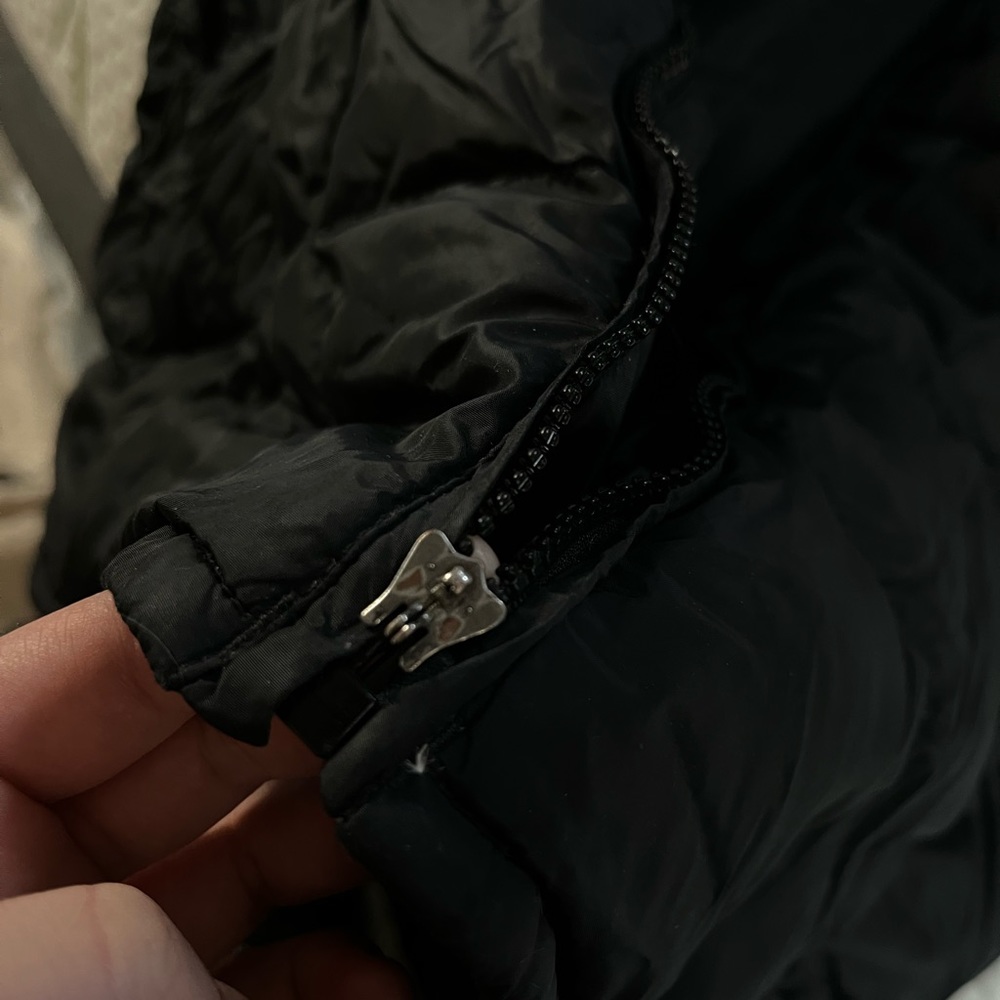 Eddie Bauer Puffy Vest - Picture 3 of 3